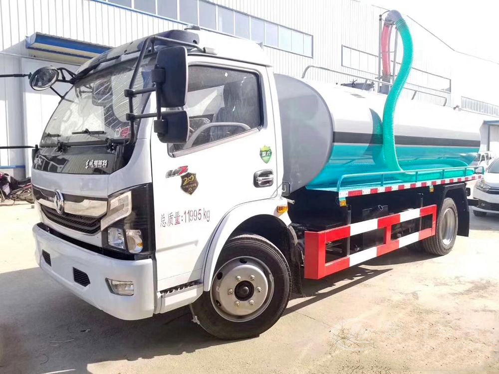 5方 不上戶福田國(guó)三吸糞車(chē)